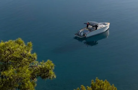  | Elegant Yachts
