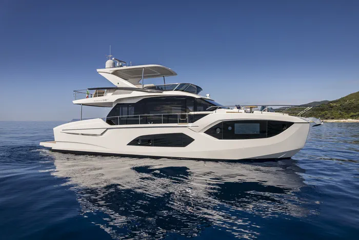 Absolute 60 Fly | For Sale | Elegant Yachts