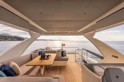 Absolute 60 Fly | For Sale | Elegant Yachts