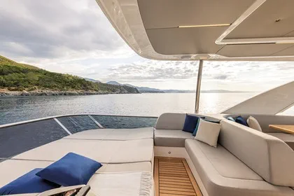 Absolute 60 Fly | For Sale | Elegant Yachts