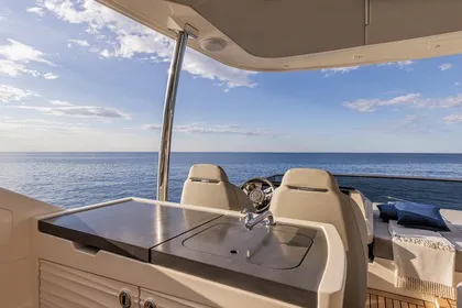 Absolute 60 Fly | For Sale | Elegant Yachts