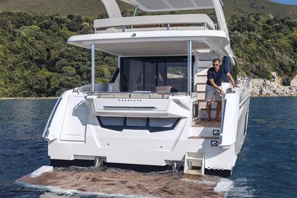 Absolute 50 Fly | For Sale | Elegant Yachts