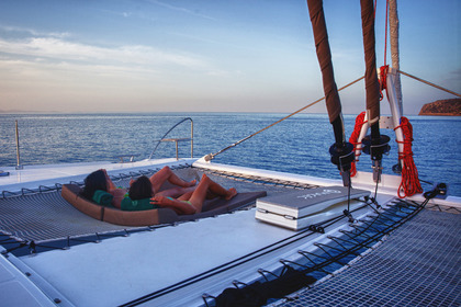 Victoria 67 | Alquiler Yates Mallorca | Elegant Yachts