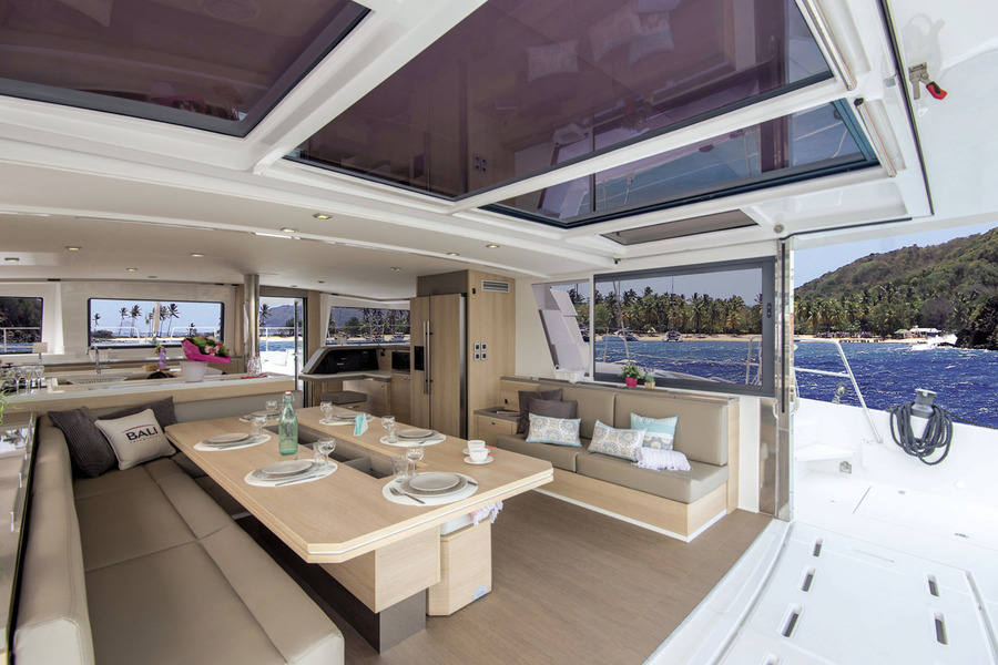 Bali 5.4 Open Space | Mallorca Yacht Charter | Elegant Yachts