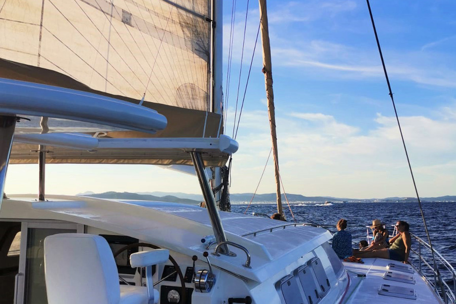Marquise 56 | Mallorca Yacht Charter | Elegant Yachts